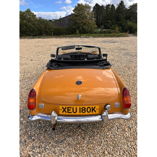 201 - 1972 MGB RoadsterRegistration Number: XEU 180KChassis Number: TBARecorded Mileage: 89,300 miles
The ... 