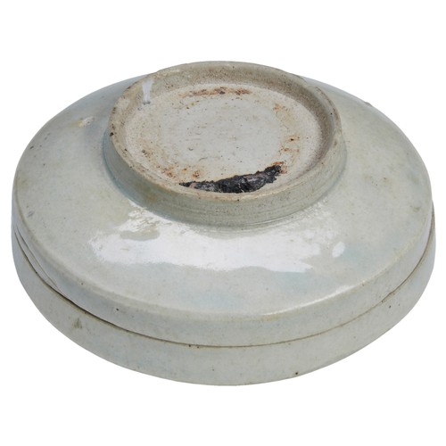 8 - A QINGBAI-GLAZED COSMETICS BOX AND COVERSOUTHERN SONG DYNASTY (1127–1279)青白卷草纹划花粉盒  南宋 1127–1279the ... 