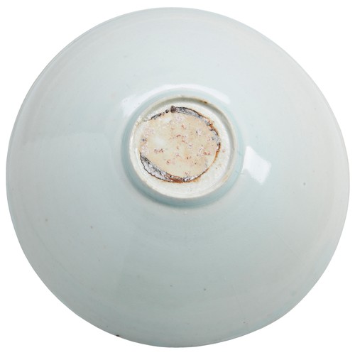 11 - A FINE QINGBAI-GLAZED BOWL WITH INCISED FLORAL DECORATIONSOUTHERN SONG DYNASTY (1127–1279)青白卷草纹碗 南宋 ... 