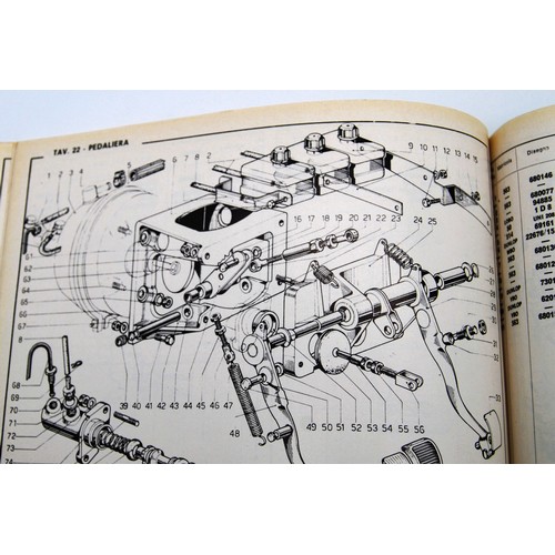 Ferrari 275 GTS/GTB Spare Parts CatalogueContains listing and mapping ...