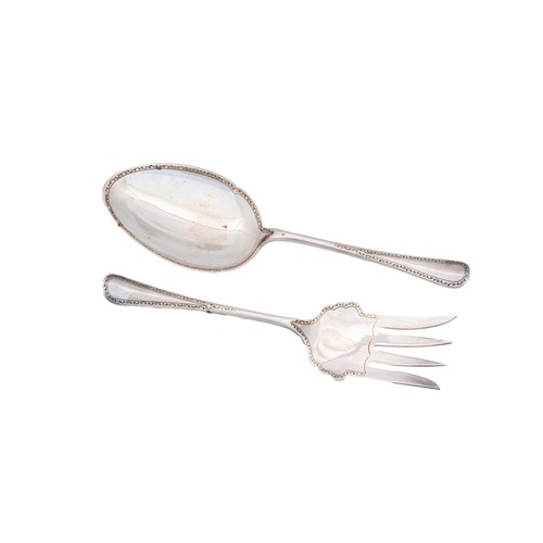 17 - CASED SILVER CAKE SERVERSSheffield, 1924, six butter knives with silver handles, six table knives wi... 