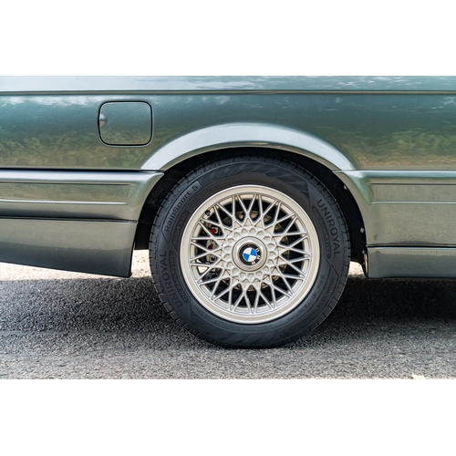 215 - 1988 BMW 320is (E30)                                                      Registration Number: E446 ... 