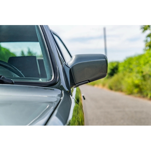 215 - 1988 BMW 320is (E30)                                                      Registration Number: E446 ... 