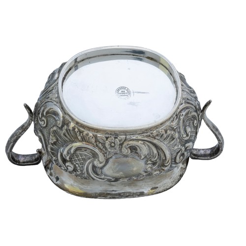 52 - A GEORGE III SILVER SUGAR BOWLLONDON 1793311 grams