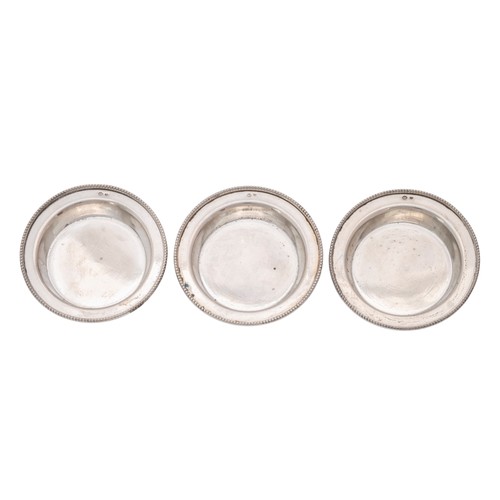 58 - A CIRCULAR SILVER ASHTRAYLondon, 1962, another similar and various other silver ashtray/coasters, 41... 