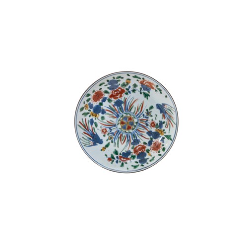 122 - A GROUP OF SIX CHINESE PORCELAIN FAMILLE VERTE DISHESKANGXI PERIOD AND LATERAll 23cm diameter approx... 