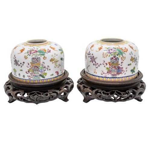 126 - A PAIR OF FAMILLE ROSE BEEHIVE WATERPOTSJIAQING SEAL MARK, 20TH CENTURYwith hardwood stands9.3cm dia... 