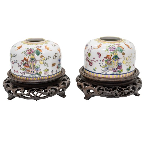 126 - A PAIR OF FAMILLE ROSE BEEHIVE WATERPOTSJIAQING SEAL MARK, 20TH CENTURYwith hardwood stands9.3cm dia... 