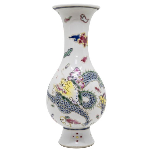 132 - A FAMILLE ROSE 'DRAGON' VASE 19TH / 20TH CENTURYin the Yongzheng style20cm highPROVENANCE: From the ... 