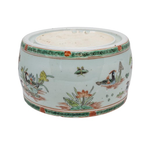 141 - A FAMILLE VERTE PORCELAIN INKSTONE20TH CENTURYin the Kangxi-style22.5cm diameterPROVENANCE: From the... 