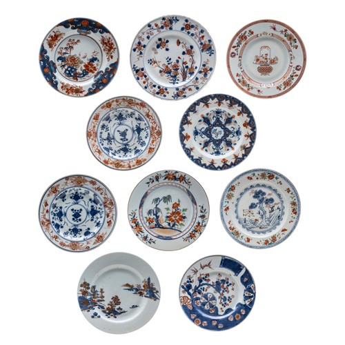 143 - A GROUP OF TEN CHINESE IMARI DISHESQING DYNASTY, 18TH CENTURY Largest 25cm diameterPROVENANCE: From ... 