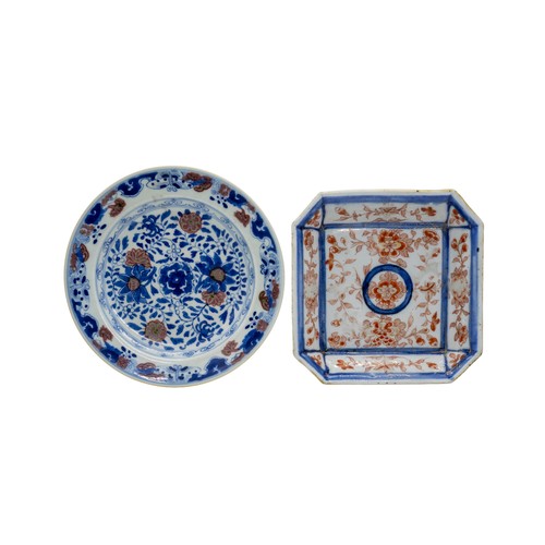 144 - A CHINESE EXPORT IMARI OCTAGONAL DISHKANGXI PERIOD15cm diameter; together with A PAIR OF 'DOUCAI' DE... 