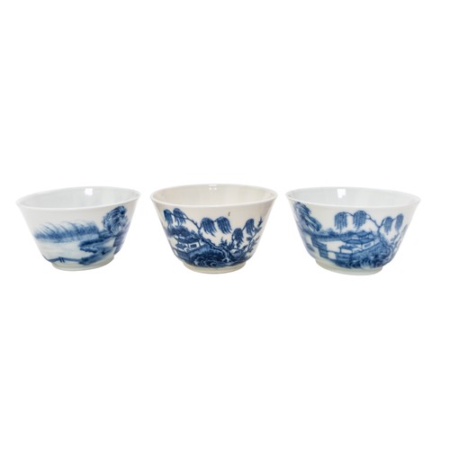 56 - A GROUP OF CHINESE BLUE AND WHITE TEA BOWLS AND A SAUCERQING DYNASTY, 18TH CENTURY (12)Smallest 3cm,... 