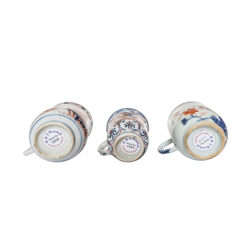 147 - A GROUP OF NINE CHINESE EXPORT UNDERGLAZE BLUE AND IRON RED TEACUPSQING DYNASTY, 18TH CENTURY Variou... 