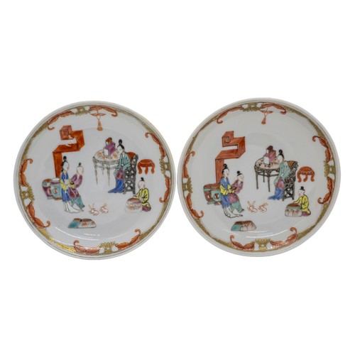 166 - A PAIR OF FAMILLE ROSE SAUCER DISHESQIANLONG PERIOD12.5cm diameterPROVENANCE: From the H & J Ren... 