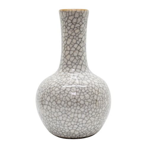 20 - A MINIATURE GE-TYPE BOTTLE VASEQING DYNASTY, 19TH CENTURY11cm high; together with A MINIATURE TEADUS... 