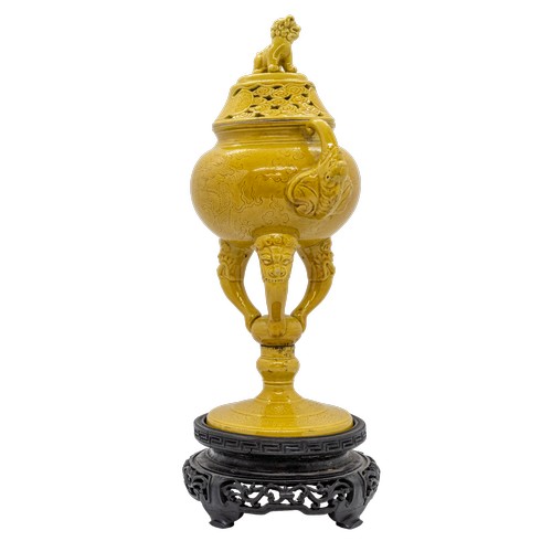 31 - A YELLOW-GLAZED INCISED 'DRAGON' CENSER AND COVERYONGZHENG SIX CHARCTER MARK, 20TH CENTURYwith a har... 