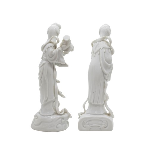 33 - A PAIR OF BLANC DE CHINE FIGURES OF GUANYINLATE QING / REPUBLIC PERIOD 17cm highPROVENANCE: From the... 