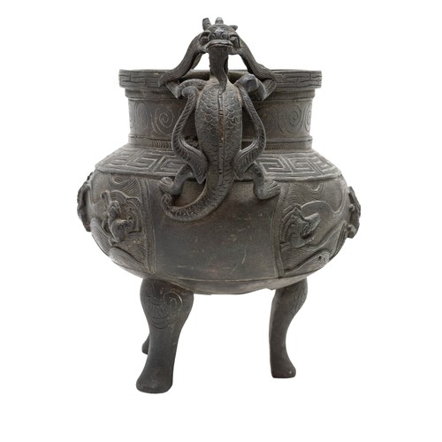 7 - A BRONZE 'MYTHICAL-BEAST' TRIPOD CENSERXUANDE SIX CHARACTER MARK, QING DYNASTY, 19TH CENTURY18cm hig... 