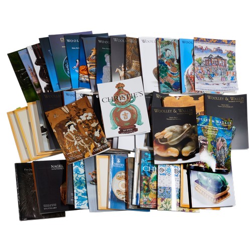 A LARGE COLLECTION OF ASIAN ART CATALOGUES(QTY)