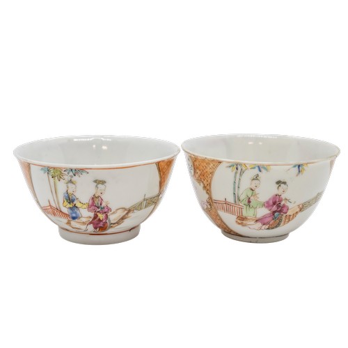 159 - A PAIR OF CHINESE EXPORT FAMILLE ROSE CUPS AND SAUCERSQIANLONG PERIOD12cm diameterPROVENANCE: From t... 