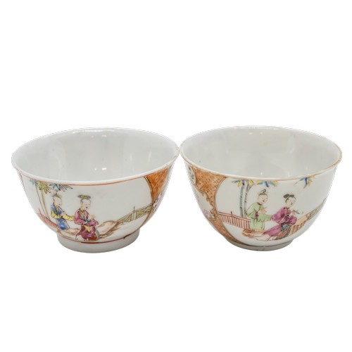 159 - A PAIR OF CHINESE EXPORT FAMILLE ROSE CUPS AND SAUCERSQIANLONG PERIOD12cm diameterPROVENANCE: From t... 
