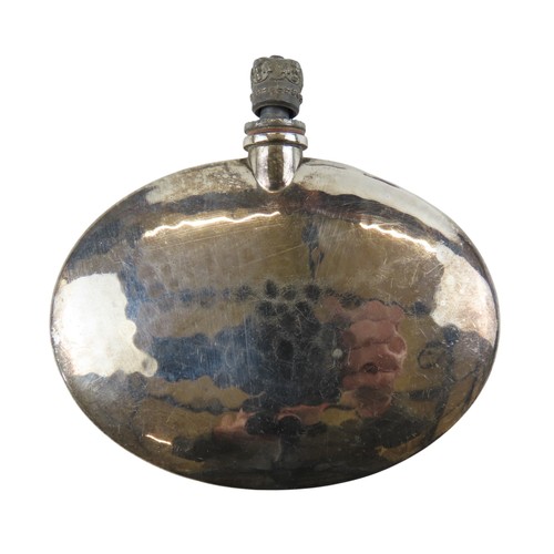 4 - A PAIR OF LATE VICTORIAN SILVER SHELL FORM SALTSBIRMINGHAM 18934.2 x 4.8 cm, 22 grams (combined)toge... 