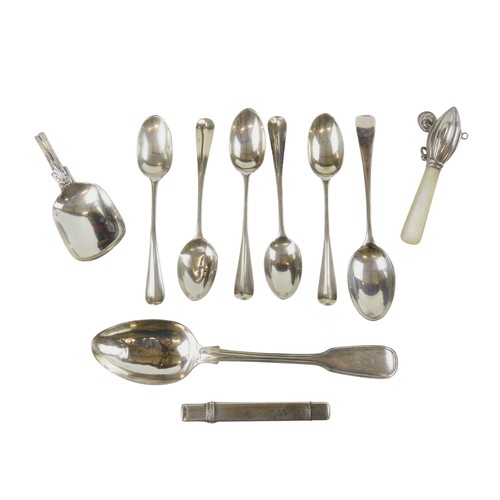 15 - A MIXED GROUP OF BULLION SILVERthe lot includes five rat-tail teaspoons, broken salt shovel, fiddle ... 