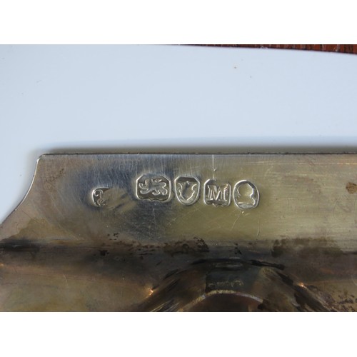 23 - A GEORGE III SILVER SHELL FORM SWEETMEAT DISHLONDON 180713.5 x 13 cm, 112 grams