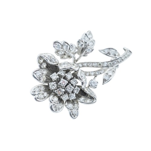 224 - A DIAMOND FLOWER HEAD BROOCH,designed as rose, set throughout with brilliant cut diamonds, approxima... 