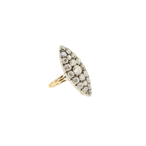 208 - AN EARLY VICTORIAN DIAMOND PANEL RING, circa 1855, the navette shaped panel set throughout with old ... 