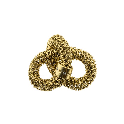 233 - AN 18 CARAT GOLD AND DIAMOND BRACELET BY ROBERT WELCH, 1970s,composed of plaited circular links, wit... 