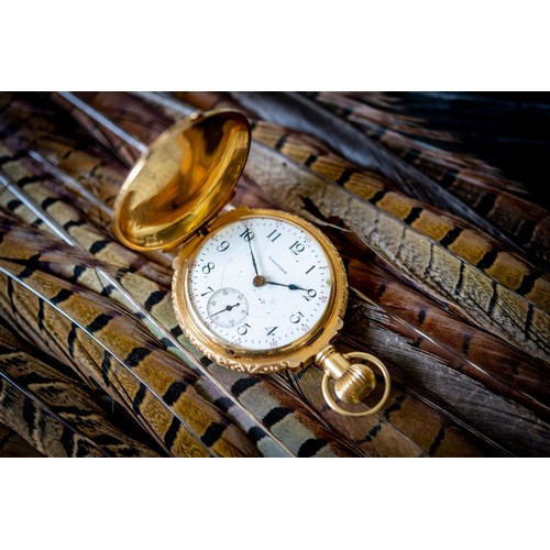 265 - AN AMERICAN 14K GOLD HUNTING CASED KEYLESS LEVER WATCHdamascened full plate movement signed American... 