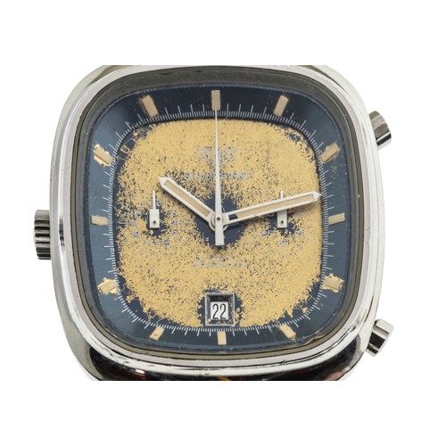 255 - HEUER: A STEEL SILVERSTONE CHRONOGRAPH WRSTWATCH, the faded dial signed Heuer Silverstone Automatic ... 