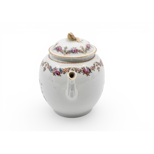 47 - A CHINESE EXPORT FAMILLE ROSE TEAPOT AND COVERQIANLONG PERIOD (1736-1795)the baluster sides painted ... 