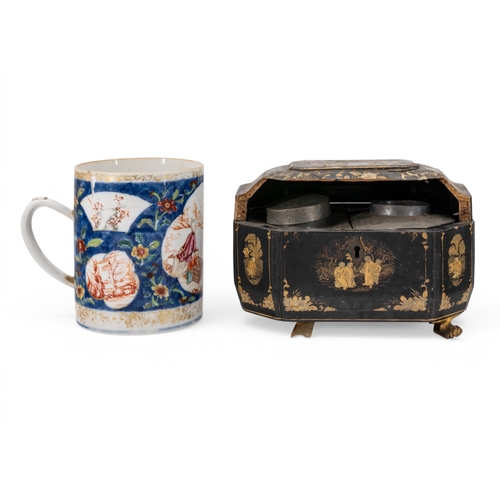 29 - A MIXED GROUP OF CHINESE CERAMICSPREDOMINANTLY 19TH CENTURYthe lot includes a large export mug, fami... 