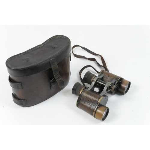 510 - Pair of First World War Bausch & Lomb (USA) military stereo 6 x 30 binoculars dated 1915, in leather... 