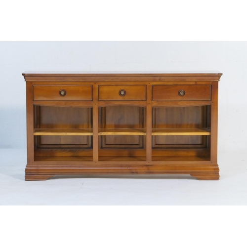 523 - Quality modern fruitwood open dresser, by Wesley Barrell, Oxfordshire, fitted with three small drawe... 