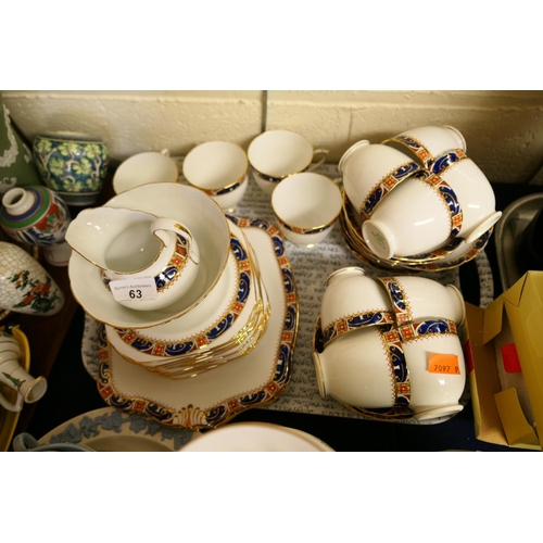 63 - Tuscan china tea wares (1 tray)