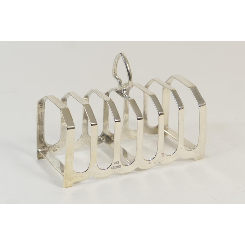 162 - George V silver six division toast rack by Edward Viners, Sheffield 1936, 13.5cm, weight approx. 143... 