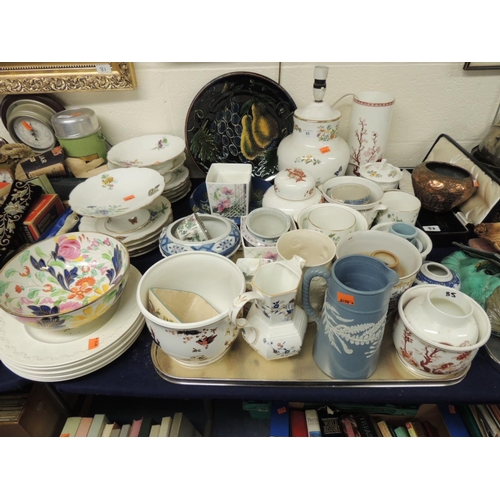 85 - Mixture of ceramics including an Aynsley Cottage Garden pattern table lamp; also a lidded pot, a Coa... 