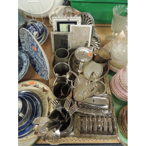 117 - Mixed plated wares including tureens, three piece tea service, toast racks, flat wares; also some pe... 