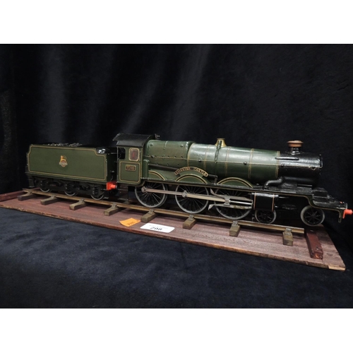 298 - Railwayana: Hand built '0' gauge model of the steam train 'Chester Castle' complete with tender and ... 