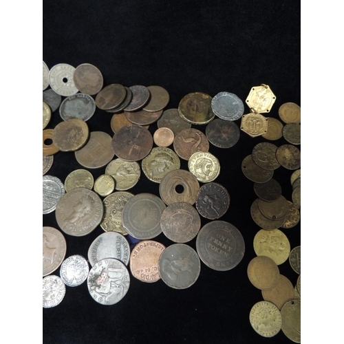 472 - Quantity of mixed coins, tokens and replicas including a Masonic penny