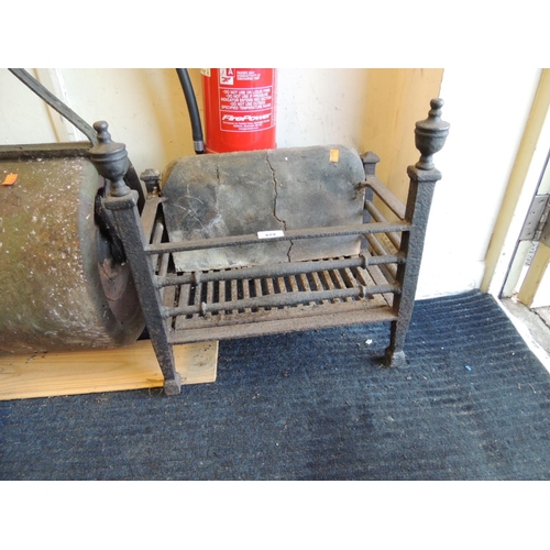 879 - Cast iron fire basket