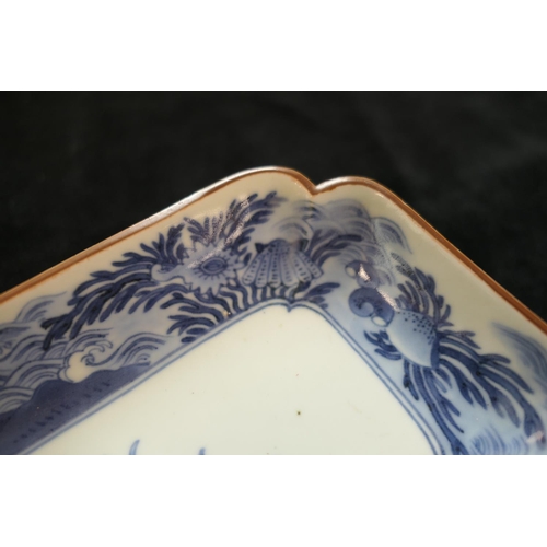 86 - Japanese Arita blue and white dish, Edo Period (late 17th/early 18th Century), rectangular form deco... 