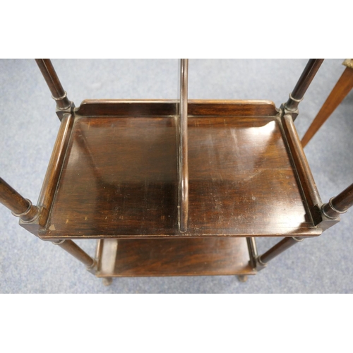 779 - Mahogany bookstand, 19th Century, in Georgian style having a bi-sectional mid shelf supported on sle... 