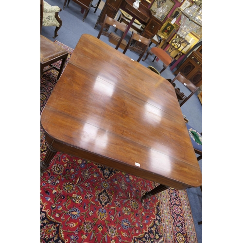 773 - George IV mahogany extending dining table, circa 1825, the top with D-shaped ends, with a reeded edg... 