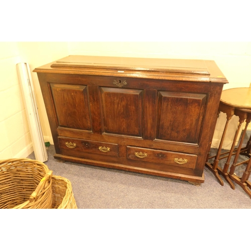 482 - George III oak mule chest, circa 1800, width 128cm