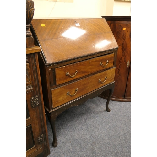 569 - George V mahogany bureau